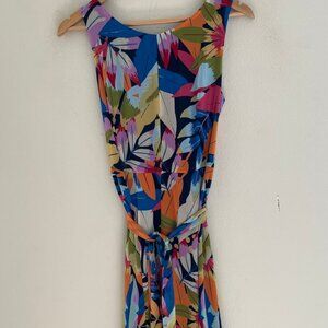NINE WEST Bold & Colorful Leaf Print Belted Midi Dress is New with Tags! Small